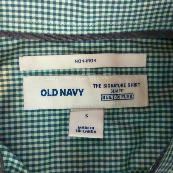 The Signature Shirt Non-Iron - Picture 2 of 5